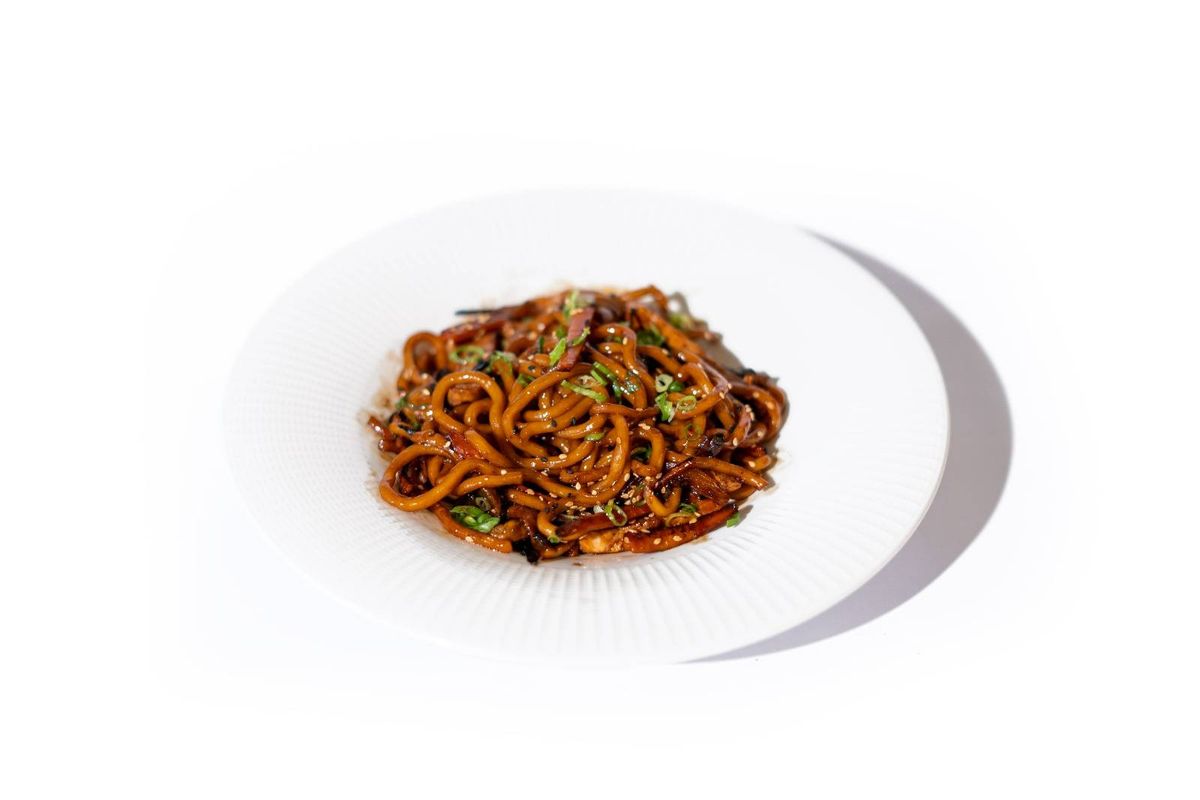 Udon Noodles cu Pui